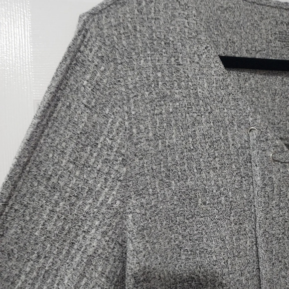 Lane Bryant Light Gray Knit Lace Up Tie Front Long Sleeve Sweater in Size 18/20 - Picture 3 of 9